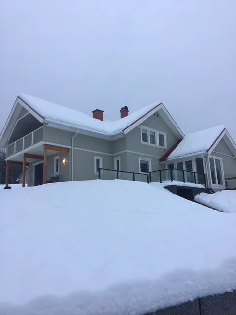 Nytt inngangsparti/terrasse og totalrenovering
